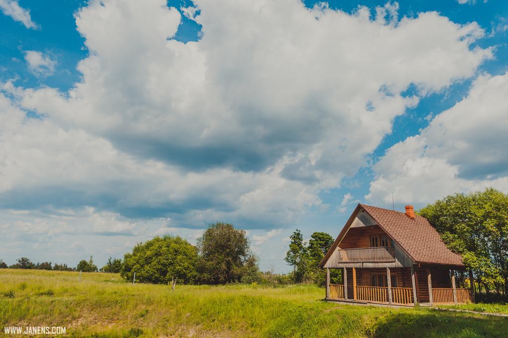 Rudzupukes Hotel Svente Buitenkant foto