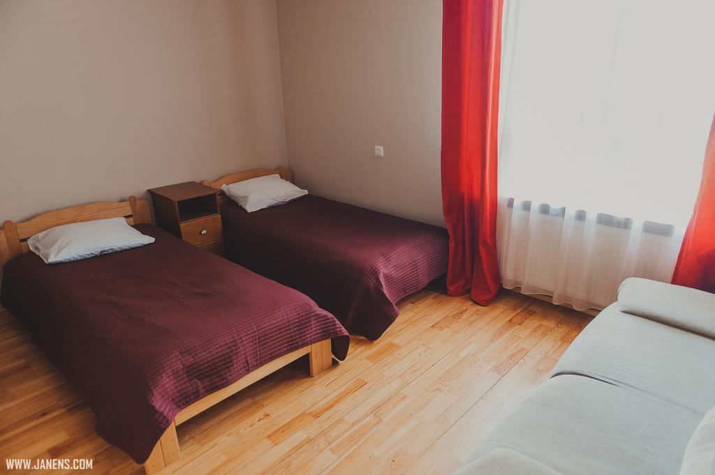 Rudzupukes Hotel Svente Buitenkant foto
